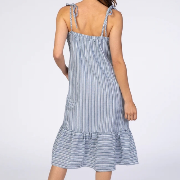 DOE & RAE Ruffle Hem Dress With Tie Straps ~ NWOT - Picture 2 of 16